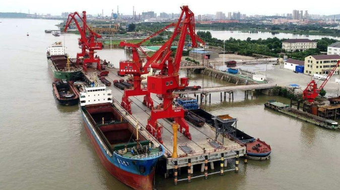铜陵概述露天料场港口封闭问题的实行方法